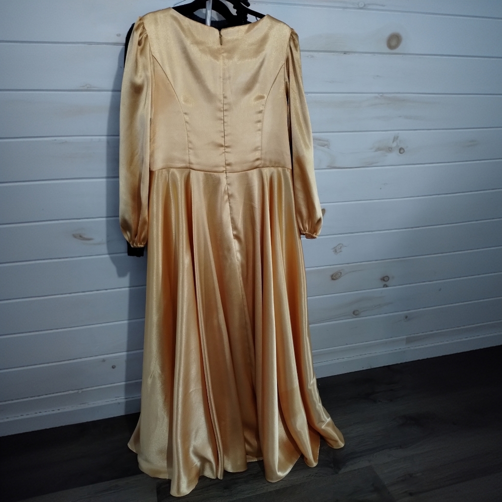 JJ's House Gold Satin Maxi Gown Long Sleeve Formal Dress LP - Picture 7 of 13